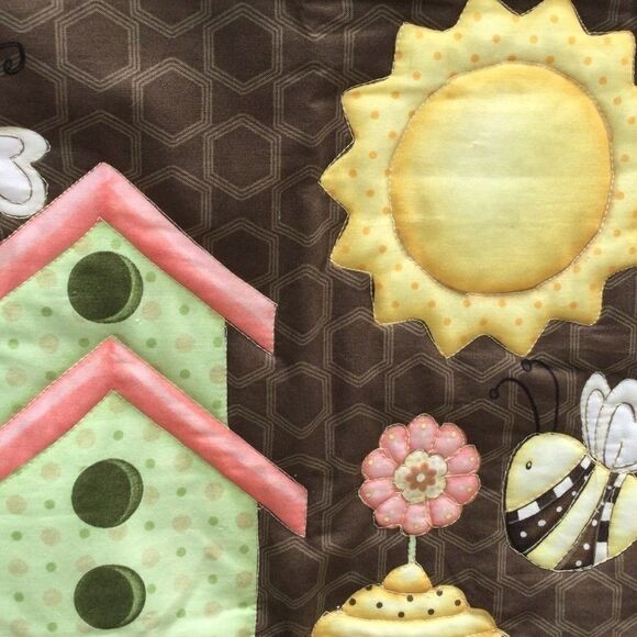 NWT. Hand Crafted Birds Houses & Bees Wall Hanging - Picture 10 of 13